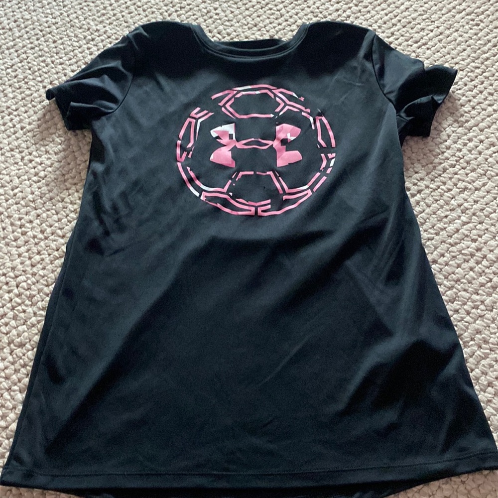 Never worn under armor soccer shirt